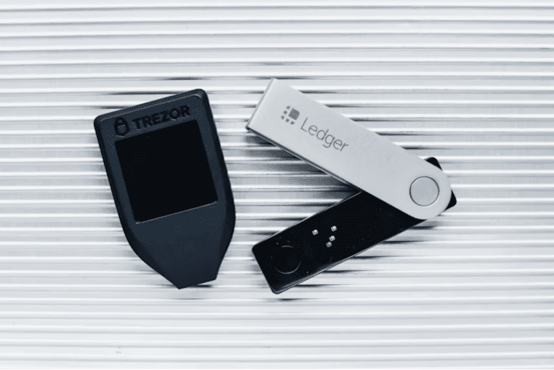 Understanding and Avoiding Crypto Scams: A Comprehensive Guide - Hardware Wallets